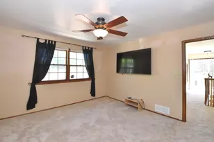 2500 N 116th St, Wauwatosa, WI 53226 - Photo 18