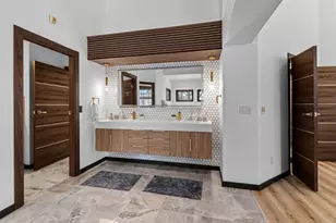 402 Wild Oak Dr, Manitowoc, WI 54220 - Photo 48