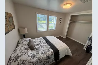 709  Dexter St, Madison, WI 53704 - Photo 4