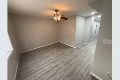 2446 S 17th St #2446A, Milwaukee, WI 53215 - Photo 8