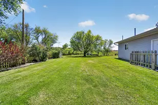 9707 Saratoga Dr, Racine, WI 53108 - Photo 20