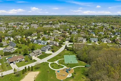 13230 W Foxwood Dr, New Berlin, WI 53151 - Photo 46