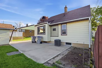 2608 S 63rd St, Milwaukee, WI 53219 - Photo 4