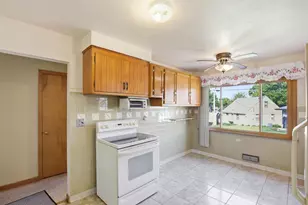 2608 S 63rd St, Milwaukee, WI 53219 - Photo 6
