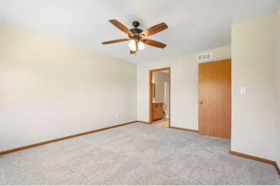4202  Lake St, Burlington, WI 53105 - Photo 26