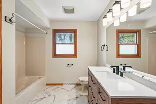 4202 Lake St, Burlington, WI 53105 - Photo 22