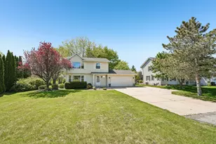 4202 Lake St, Burlington, WI 53105 - Photo 4