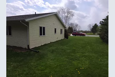 1002  Chrysler Dr, Mishicot, WI 54228 - Photo 16