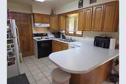 1004  Chrysler Dr, Mishicot, WI 54228 - Photo 2