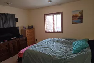 1004 Chrysler Dr, Mishicot, WI 54228 - Photo 8