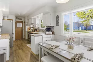 1409 S 26th St, Manitowoc, WI 54220 - Photo 12