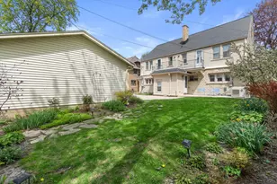 4845 N Cumberland Blvd, Whitefish Bay, WI 53217 - Photo 34