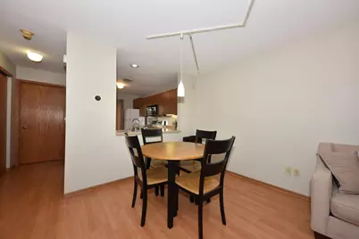 4508 W Westchester Sq, West Milwaukee, WI 53214 - Photo 6