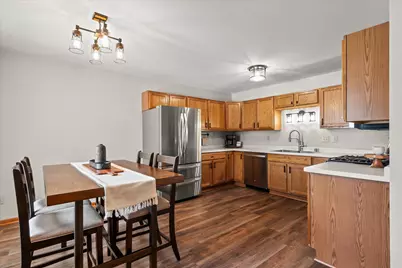 1103  Firethorn Dr, West Bend, WI 53090 - Photo 8