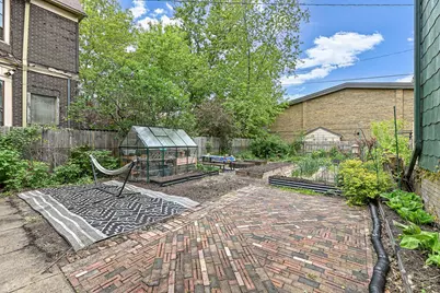 934 N 29th St, Milwaukee, WI 53208 - Photo 36