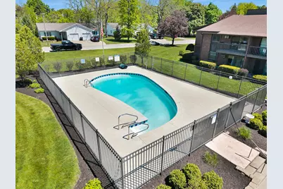 1270  Wisconsin St #203A, Lake Geneva, WI 53147 - Photo 2