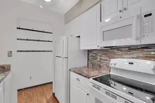 1270 Wisconsin St, Lake Geneva, WI 53147 - Photo 4