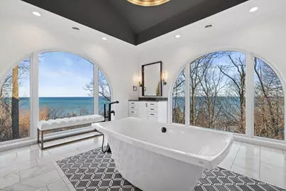 7032 N Barnett Ln, Fox Point, WI 53217 - Photo 30