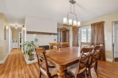 521 W 3rd St, Waldo, WI 53093 - Photo 8