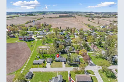 521 W 3rd St, Waldo, WI 53093 - Photo 38