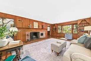 8022 Jackson Park Blvd, Wauwatosa, WI 53213 - Photo 10