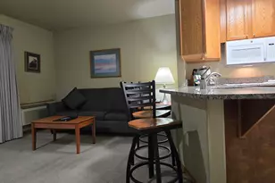 111 Center St, Lake Geneva, WI 53147 - Photo 8