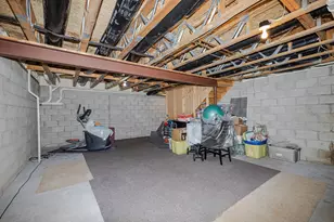 2121 E Broadway, Waukesha, WI 53186 - Photo 34