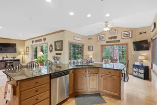 13370 W Maple Ridge Rd, New Berlin, WI 53151 - Photo 20
