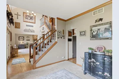 13370 W Maple Ridge Rd, New Berlin, WI 53151 - Photo 26