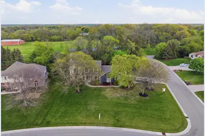13370 W Maple Ridge Rd, New Berlin, WI 53151 - Photo 56