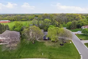 13370 W Maple Ridge Rd, New Berlin, WI 53151 - Photo 56