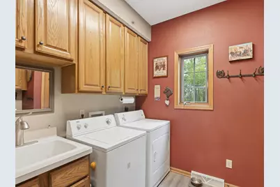 13370 W Maple Ridge Rd, New Berlin, WI 53151 - Photo 24