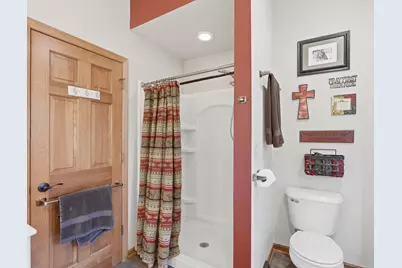13370 W Maple Ridge Rd, New Berlin, WI 53151 - Photo 34