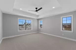 N66W21349 Sweet Clover Ln, Menomonee Falls, WI 53051 - Photo 6