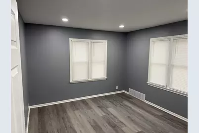 4826 N 51st Blvd, Milwaukee, WI 53218 - Photo 20