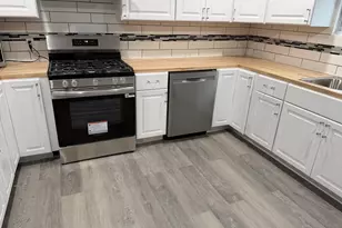 4826 N 51st Blvd, Milwaukee, WI 53218 - Photo 16