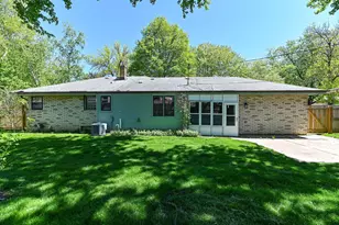 541 N 109th St, Wauwatosa, WI 53226 - Photo 26