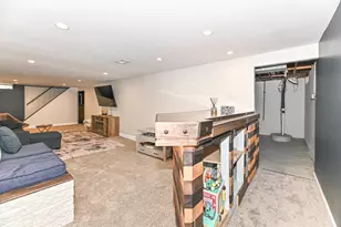541 N 109th St, Wauwatosa, WI 53226 - Photo 22