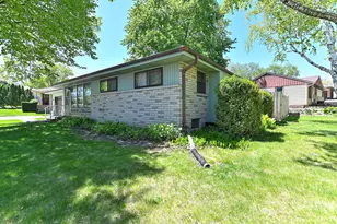 541 N 109th St, Wauwatosa, WI 53226 - Photo 4