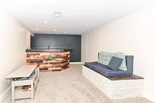 541 N 109th St, Wauwatosa, WI 53226 - Photo 20