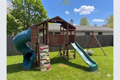 229 S Claremont Rd, Saukville, WI 53080 - Photo 28