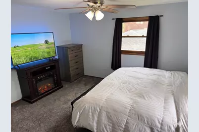 229 S Claremont Rd, Saukville, WI 53080 - Photo 16