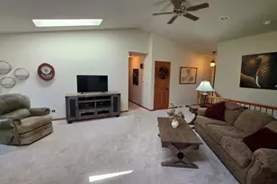 1209 Stonebridge Dr, Howards Grove, WI 53083 - Photo 6