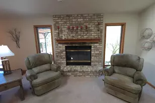 1209 Stonebridge Dr, Howards Grove, WI 53083 - Photo 8