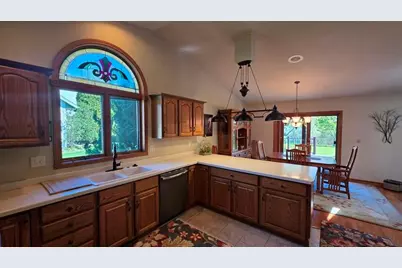 1209  Stonebridge Dr, Howards Grove, WI 53083 - Photo 14