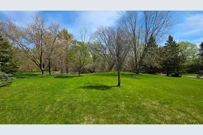 1209  Stonebridge Dr, Howards Grove, WI 53083 - Photo 42