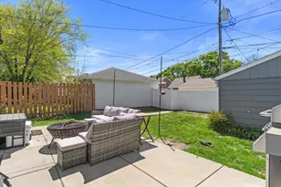 3421 S Quincy Ave, Milwaukee, WI 53207 - Photo 24