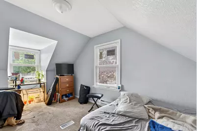 8601 W Melvina St, Milwaukee, WI 53222 - Photo 12
