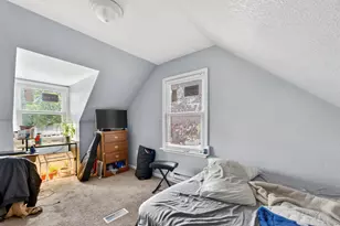 8601 W Melvina St, Milwaukee, WI 53222 - Photo 12