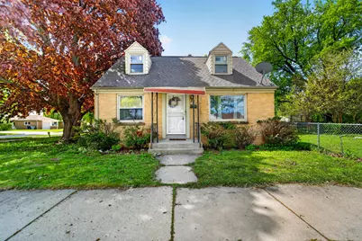 8601 W Melvina St, Milwaukee, WI 53222 - Photo 1